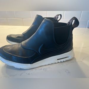 Nike Air Max Thea. EUC.